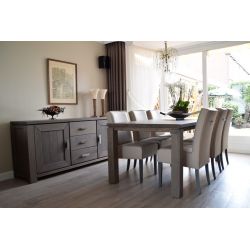 Woonprogramma 'Navarra' met eetkamerstoelen 'Denia'