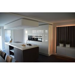 Totaal gerenoveerde hoekwoning in Volendam