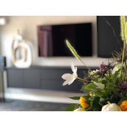 Totaal gerenoveerde hoekwoning Volendam