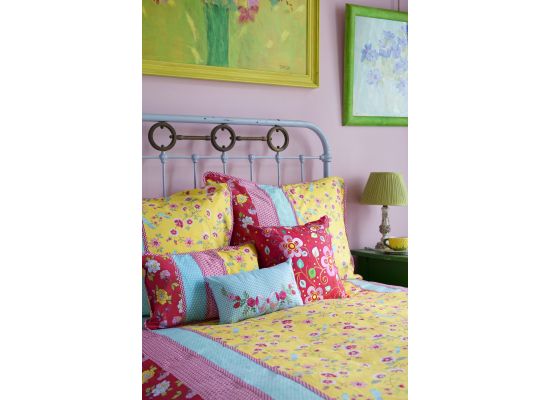 Guadalupe Cushion R7 Red 040*040